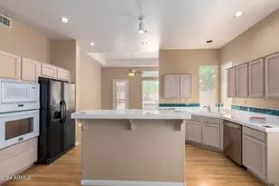 8924 E Captain Dreyfus Ave, Scottsdale, AZ 85260 - Photo 13