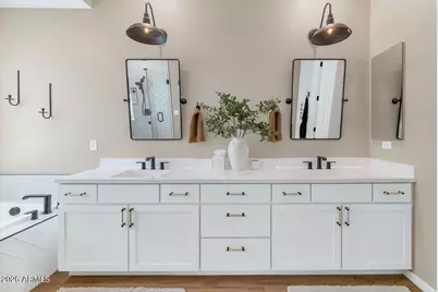 22107 N 59th Place, Phoenix, AZ 85054 - Photo 17