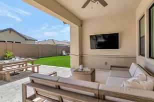 22107 N 59th Pl, Phoenix, AZ 85054 - Photo 39