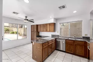 2010 E Sheena Dr, Phoenix, AZ 85022 - Photo 13