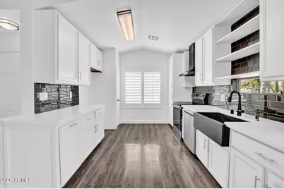 9248 W Ironwood Drive, Peoria, AZ 85345 - Photo 5