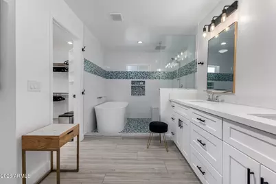 11401 N 45th Place, Phoenix, AZ 85028 - Photo 23