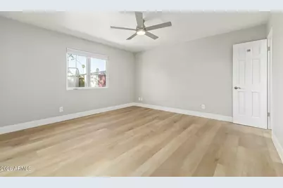 11804 N 37th Way, Phoenix, AZ 85028 - Photo 13