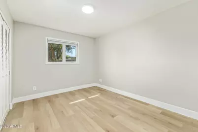 11804 N 37th Way, Phoenix, AZ 85028 - Photo 17