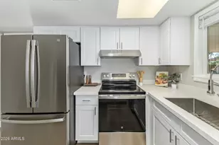 11804 N 37th Way, Phoenix, AZ 85028 - Photo 11