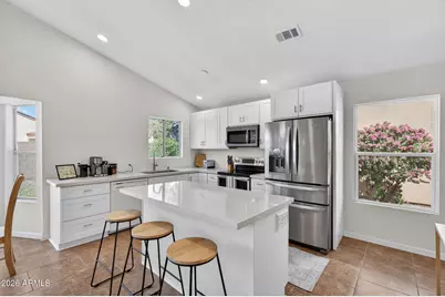 814 E Manor Drive, Chandler, AZ 85225 - Photo 7