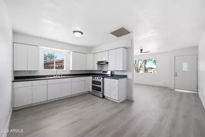 211 W Maricopa Road, Buckeye, AZ 85326 - Photo 9