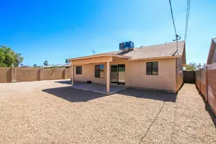 1860 S Moreno Dr, Apache Junction, AZ 85120 - Photo 5
