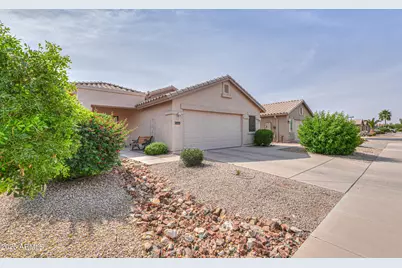2429 E Valencia Drive, Casa Grande, AZ 85194 - Photo 3