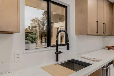 1111 W Townley Avenue, Phoenix, AZ 85021 - Photo 17