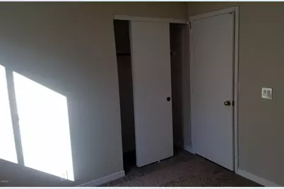 12214 N 41st Drive, Phoenix, AZ 85029 - Photo 7