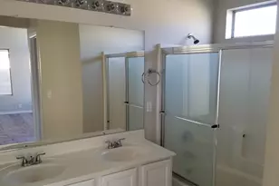 12214 N 41st Dr, Phoenix, AZ 85029 - Photo 11