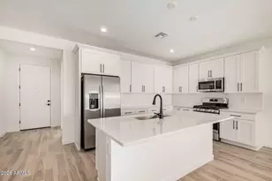 5434 W Loma Ln, Glendale, AZ 85302 - Photo 7