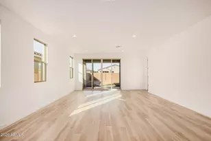 5434 W Loma Ln, Glendale, AZ 85302 - Photo 9