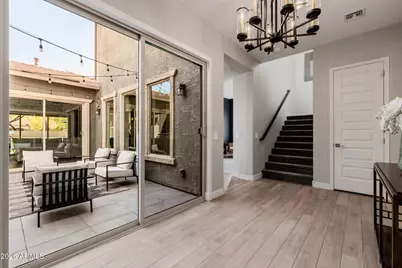 1087 E Knightsbridge Way, Gilbert, AZ 85297 - Photo 5