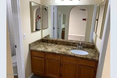 1025 E Highland Avenue #32, Phoenix, AZ 85014 - Photo 21