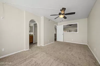 1025 E Highland Avenue #32, Phoenix, AZ 85014 - Photo 23