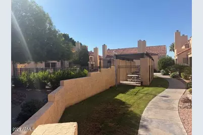 1025 E Highland Avenue #32, Phoenix, AZ 85014 - Photo 35