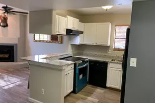 1025 E Highland Ave, Phoenix, AZ 85014 - Photo 7