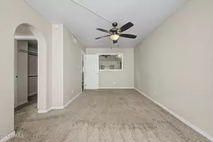 1025 E Highland Ave, Phoenix, AZ 85014 - Photo 25
