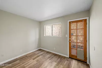 1025 E Highland Avenue #32, Phoenix, AZ 85014 - Photo 15