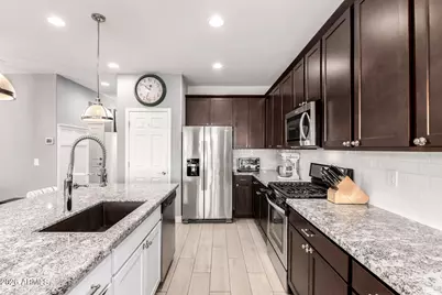 10440 E Tesla Avenue, Mesa, AZ 85212 - Photo 9