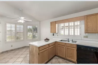 20419 N 105th Avenue, Peoria, AZ 85382 - Photo 11