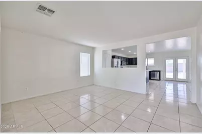 25771 W Satellite Lane, Buckeye, AZ 85326 - Photo 5