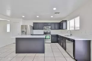 25771 W Satellite Ln, Buckeye, AZ 85326 - Photo 9