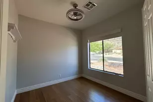 26041 N Fernbush, Phoenix, AZ 85083 - Photo 5