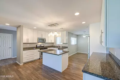 11128 W Cameo Drive, Sun City, AZ 85351 - Photo 7