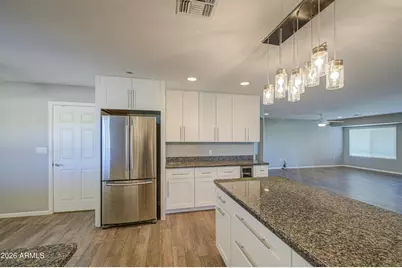 11128 W Cameo Drive, Sun City, AZ 85351 - Photo 13