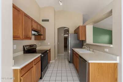 635 W Ensueno Court, Gilbert, AZ 85233 - Photo 9