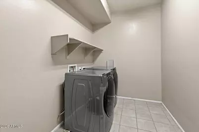 4304 S 70th Lane, Phoenix, AZ 85043 - Photo 13