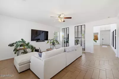 4304 S 70th Lane, Phoenix, AZ 85043 - Photo 7