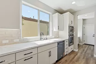 431 E Bracciano Ave, Queen Creek, AZ 85140 - Photo 9