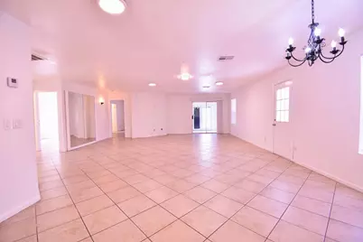 6780 N 74th Drive, Glendale, AZ 85303 - Photo 5