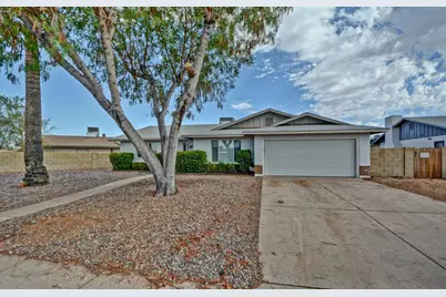 3344 W Yucca Street, Phoenix, AZ 85029 - Photo 1