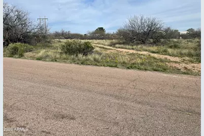 121 N Oak Drive #-, Benson, AZ 85602 - Photo 9