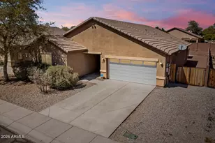 25436 W Maldonado Ct, Buckeye, AZ 85326 - Photo 3