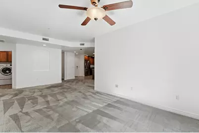 5450 E Deer Valley Drive #Unit 2210, Phoenix, AZ 85054 - Photo 9