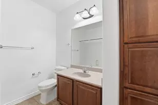 5450 E Deer Valley Dr, Phoenix, AZ 85054 - Photo 21