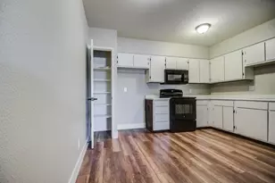 830 S Dobson Rd, Mesa, AZ 85202 - Photo 13