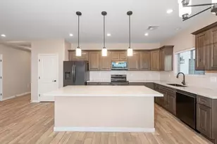 10731 W Cove Dr, Arizona City, AZ 85123 - Photo 15