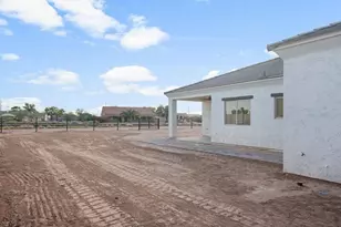 10731 W Cove Dr, Arizona City, AZ 85123 - Photo 31