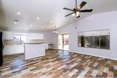 22264 N Kingston Drive, Maricopa, AZ 85138 - Photo 7