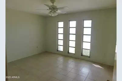 13050 N 100th Avenue, Sun City, AZ 85351 - Photo 9