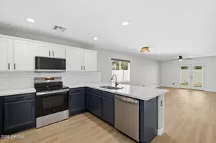 28654 N Olivine Ct, San Tan Valley, AZ 85143 - Photo 3