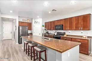 21747 N Bradford Dr, Maricopa, AZ 85138 - Photo 3