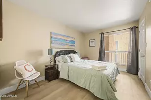 2625 E Indian School Rd, Phoenix, AZ 85016 - Photo 11